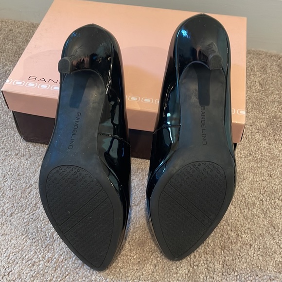 Bandalino Patent Leather Pumps - Picture 5 of 7